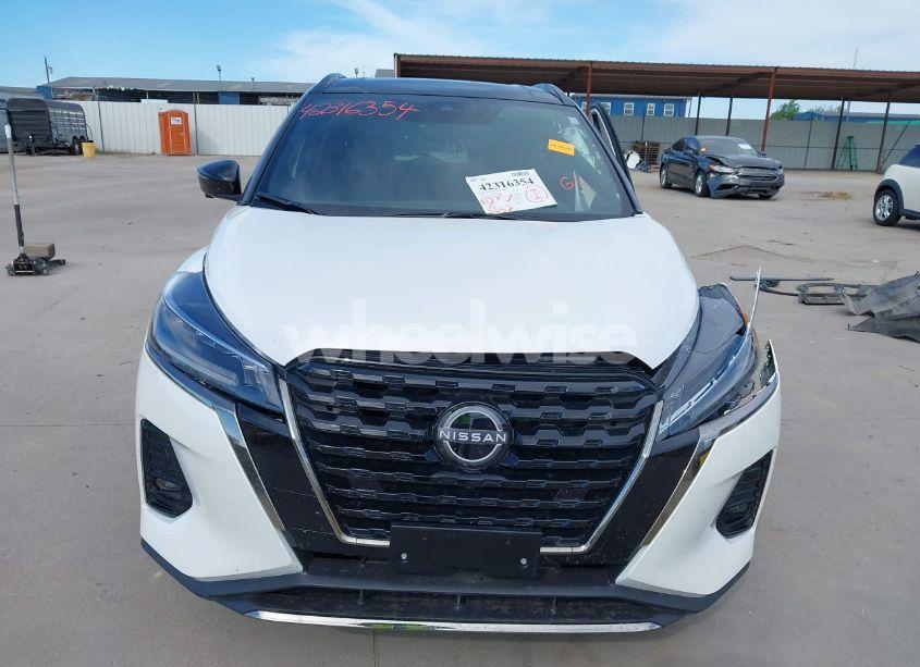 Photo 13 of 2024 Nissan Kicks SR XTRONIC CVT (VIN 3N1CP5DV4RL539932)