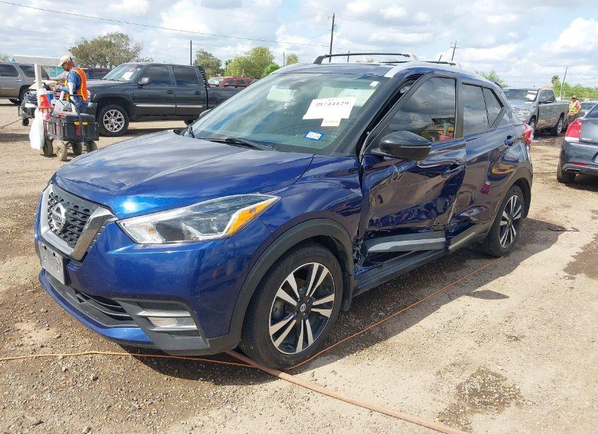 Photo 2 of 2020 Nissan Kicks SR XTRONIC CVT (VIN 3N1CP5DV5LL556648)
