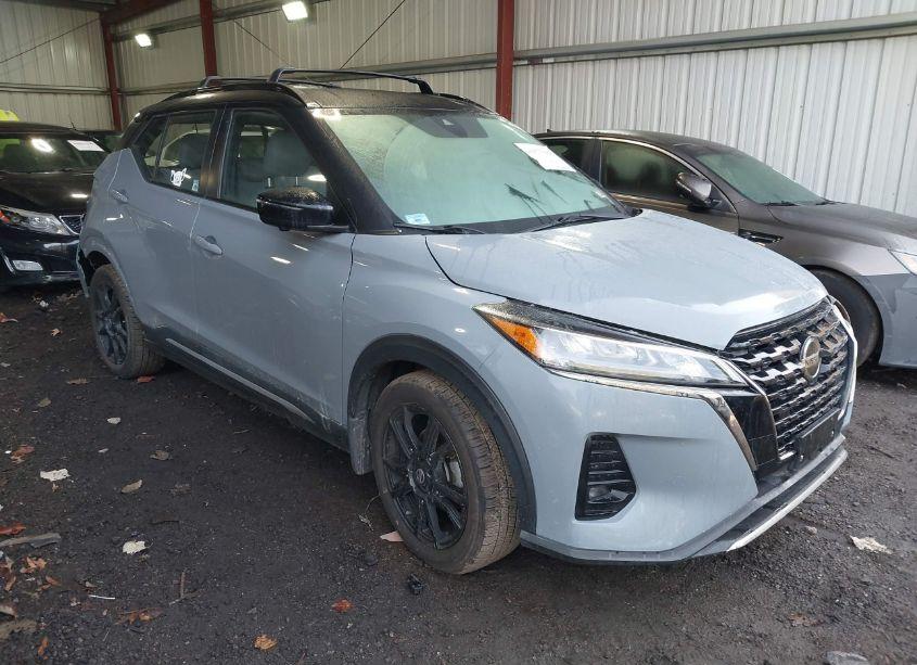 2021 Nissan Kicks SR XTRONIC CVT (VIN 3N1CP5DV5ML493052) main photo