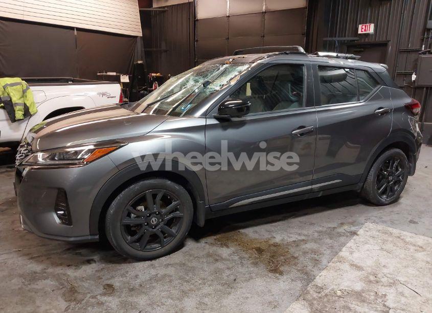 Photo 2 of 2021 Nissan Kicks SR XTRONIC CVT (VIN 3N1CP5DV5ML530505)