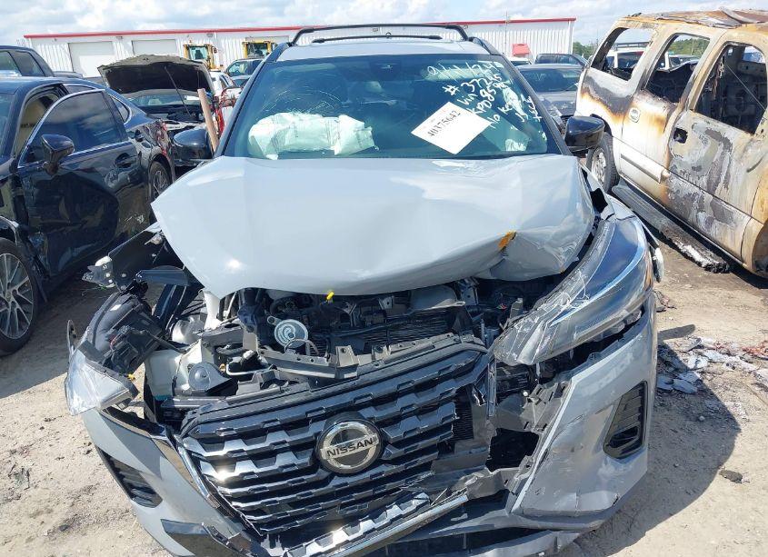 Photo 11 of 2021 Nissan Kicks SR XTRONIC CVT (VIN 3N1CP5DV5ML558594)