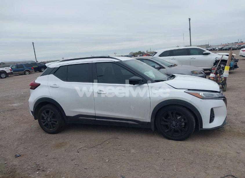 Photo 13 of 2023 Nissan Kicks SR XTRONIC CVT (VIN 3N1CP5DV5PL477504)