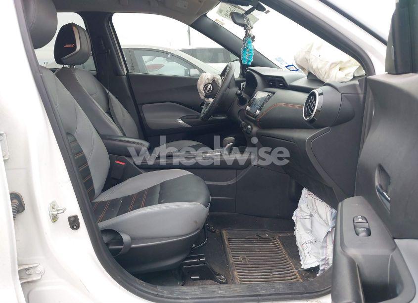 Photo 5 of 2023 Nissan Kicks SR XTRONIC CVT (VIN 3N1CP5DV5PL477504)