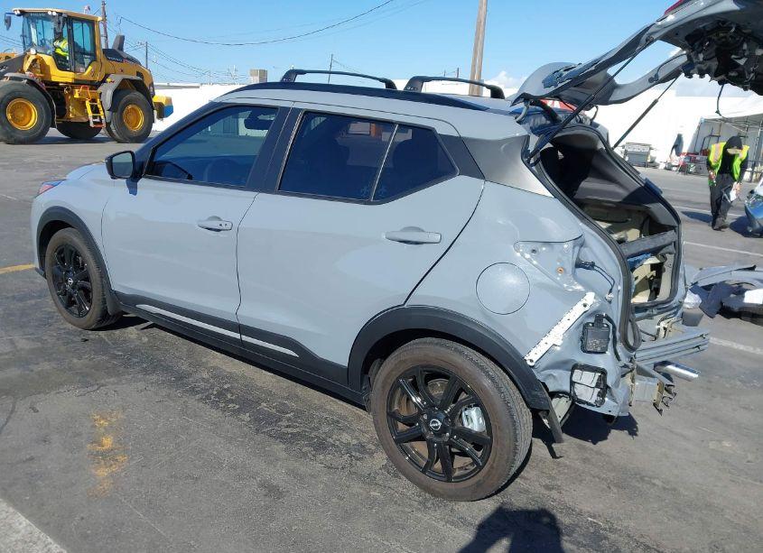 Photo 3 of 2023 Nissan Kicks SR XTRONIC CVT (VIN 3N1CP5DV5PL544165)
