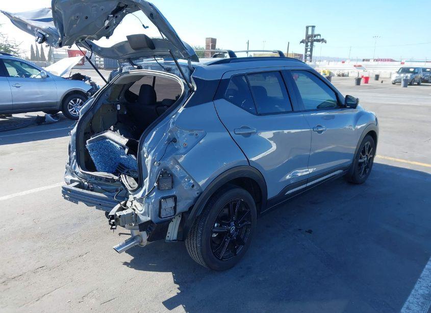 Photo 4 of 2023 Nissan Kicks SR XTRONIC CVT (VIN 3N1CP5DV5PL544165)
