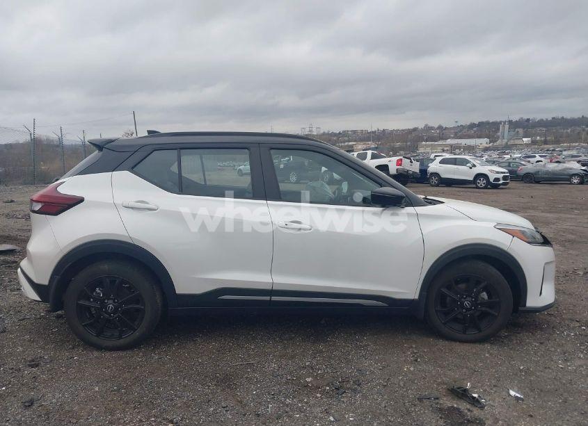 Photo 12 of 2024 Nissan Kicks SR XTRONIC CVT (VIN 3N1CP5DV5RL478607)