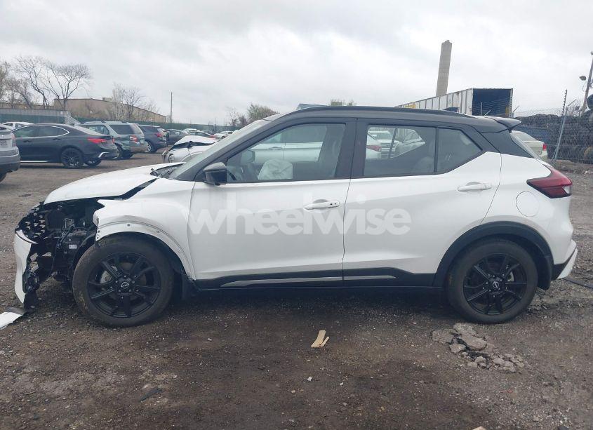Photo 13 of 2024 Nissan Kicks SR XTRONIC CVT (VIN 3N1CP5DV5RL478607)
