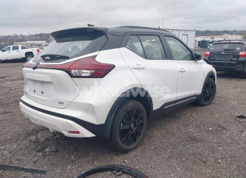 Photo 4 of 2024 Nissan Kicks SR XTRONIC CVT (VIN 3N1CP5DV5RL478607)