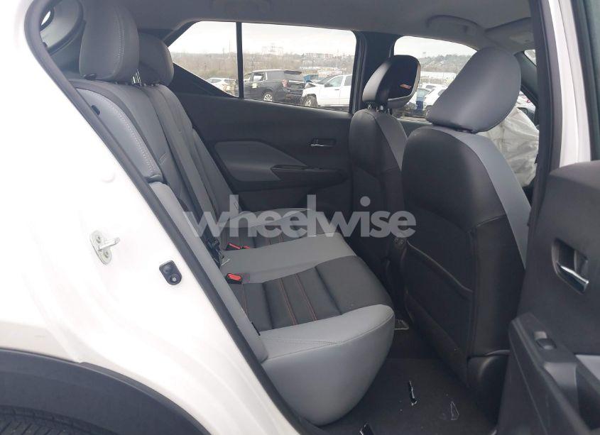 Photo 8 of 2024 Nissan Kicks SR XTRONIC CVT (VIN 3N1CP5DV5RL478607)