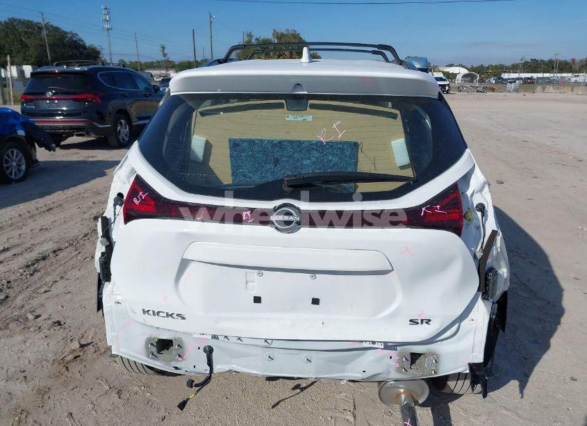 Photo 16 of 2024 Nissan Kicks SR XTRONIC CVT (VIN 3N1CP5DV5RL529975)