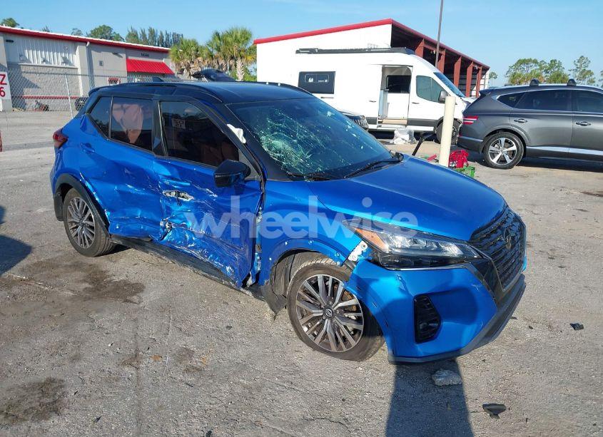 2021 Nissan Kicks SR XTRONIC CVT (VIN 3N1CP5DV6ML475126) main photo