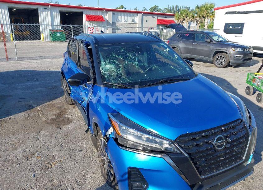 Photo 6 of 2021 Nissan Kicks SR XTRONIC CVT (VIN 3N1CP5DV6ML475126)