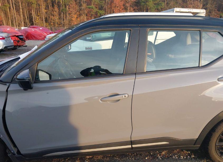 Photo 15 of 2021 Nissan Kicks SR XTRONIC CVT (VIN 3N1CP5DV6ML538063)