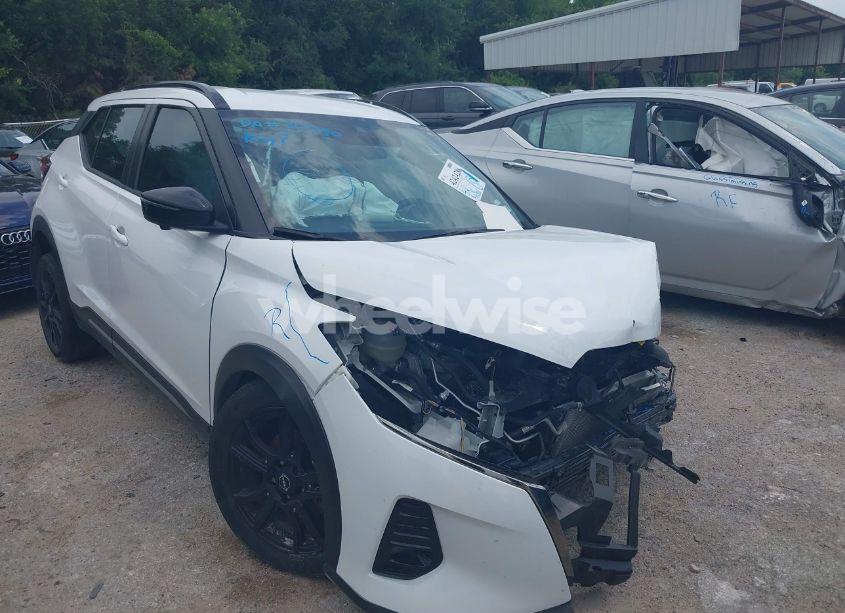 2023 Nissan Kicks SR XTRONIC CVT (VIN 3N1CP5DV6PL570998) main photo