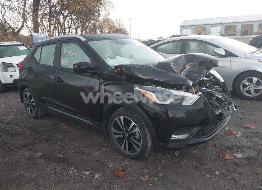 2020 Nissan Kicks SR XTRONIC CVT (VIN 3N1CP5DV7LL520315) main photo