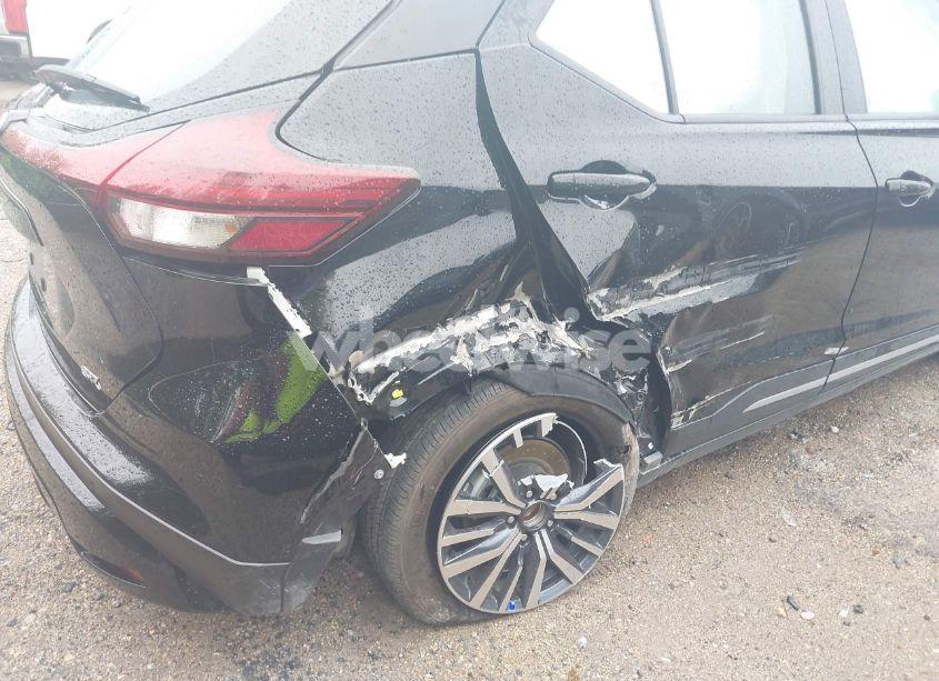 Photo 6 of 2024 Nissan Kicks SR XTRONIC CVT (VIN 3N1CP5DV7RL473473)