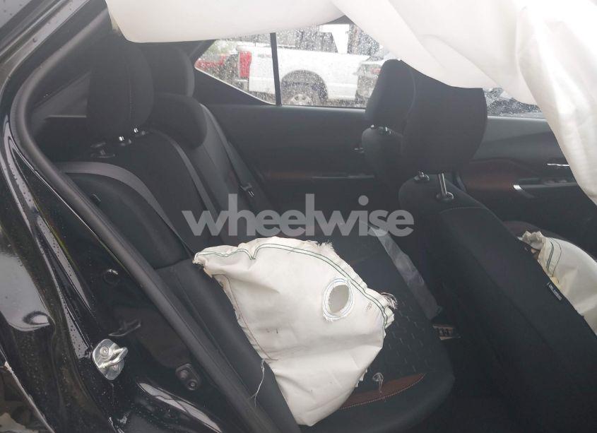 Photo 8 of 2024 Nissan Kicks SR XTRONIC CVT (VIN 3N1CP5DV7RL473473)