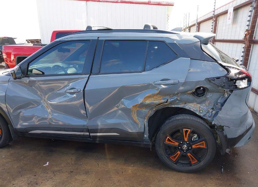 Photo 6 of 2021 Nissan Kicks SR XTRONIC CVT (VIN 3N1CP5DV8ML518879)