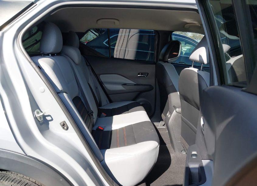 Photo 8 of 2021 Nissan Kicks SR XTRONIC CVT (VIN 3N1CP5DV8ML518879)