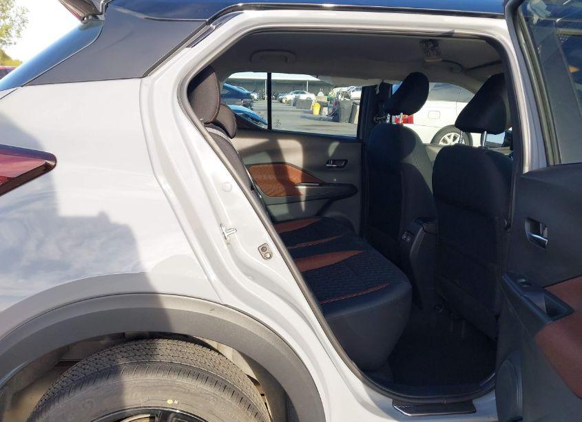 Photo 8 of 2023 Nissan Kicks SR XTRONIC CVT (VIN 3N1CP5DV8PL471101)