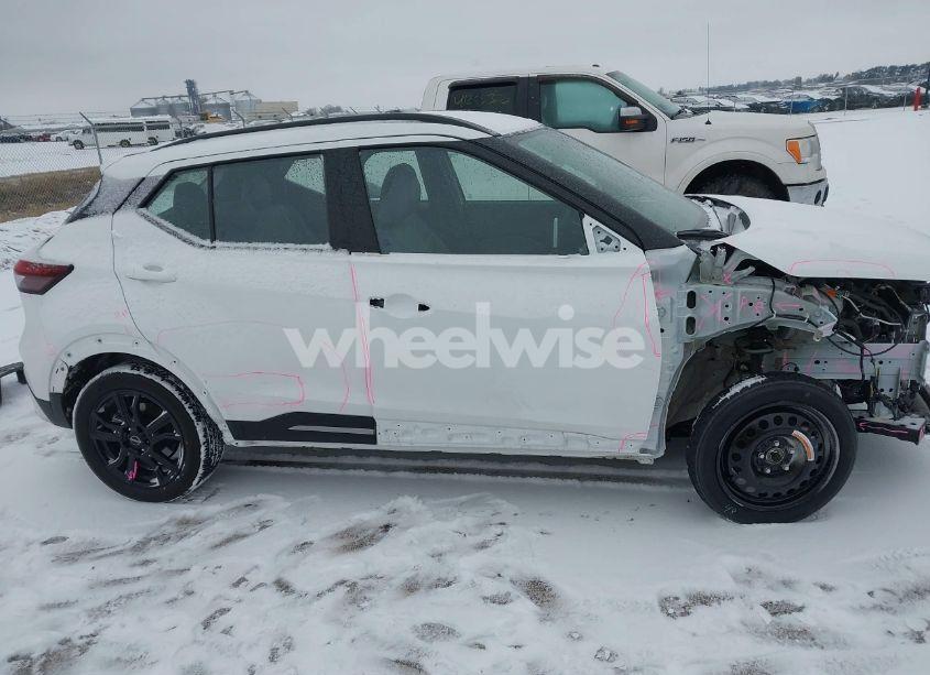 Photo 14 of 2023 Nissan Kicks SR XTRONIC CVT (VIN 3N1CP5DV8PL534178)
