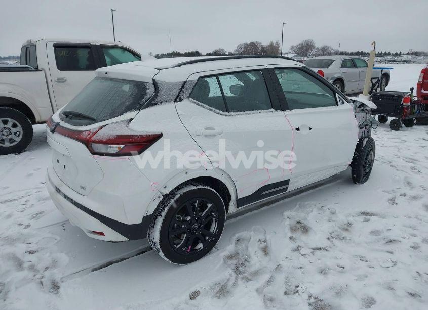 Photo 4 of 2023 Nissan Kicks SR XTRONIC CVT (VIN 3N1CP5DV8PL534178)
