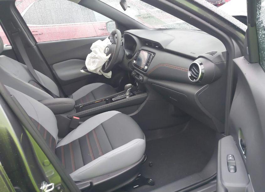 Photo 5 of 2024 Nissan Kicks SR XTRONIC CVT (VIN 3N1CP5DV8RL562839)