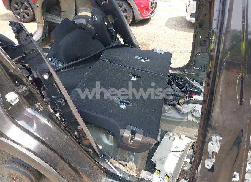 Photo 8 of 2020 Nissan Kicks SR XTRONIC CVT (VIN 3N1CP5DV9LL480805)