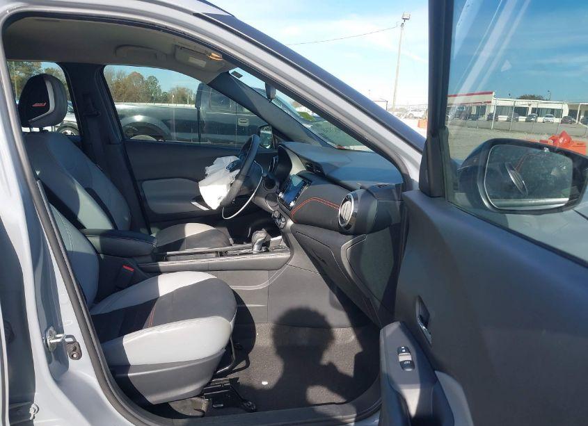 Photo 5 of 2021 Nissan Kicks SR XTRONIC CVT (VIN 3N1CP5DV9ML554483)