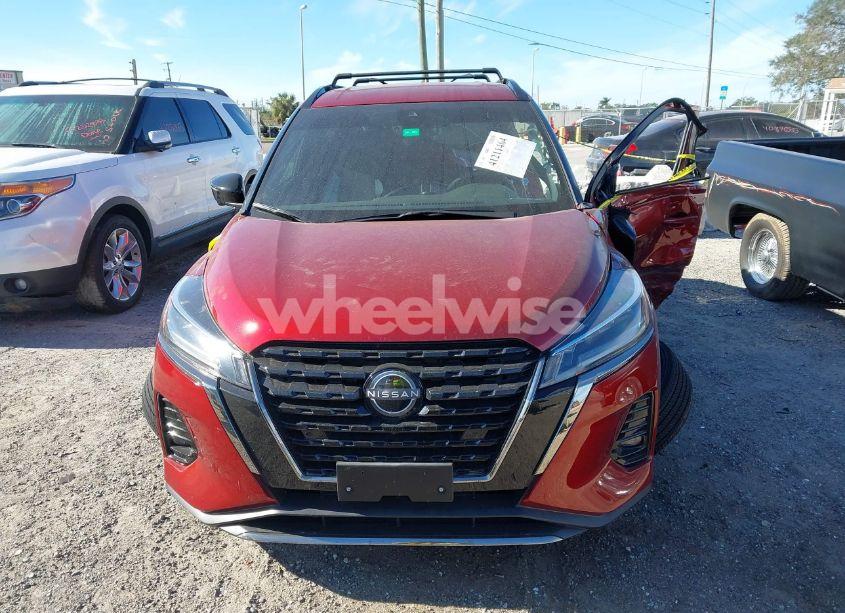 Photo 12 of 2024 Nissan Kicks SR XTRONIC CVT (VIN 3N1CP5DV9RL529929)