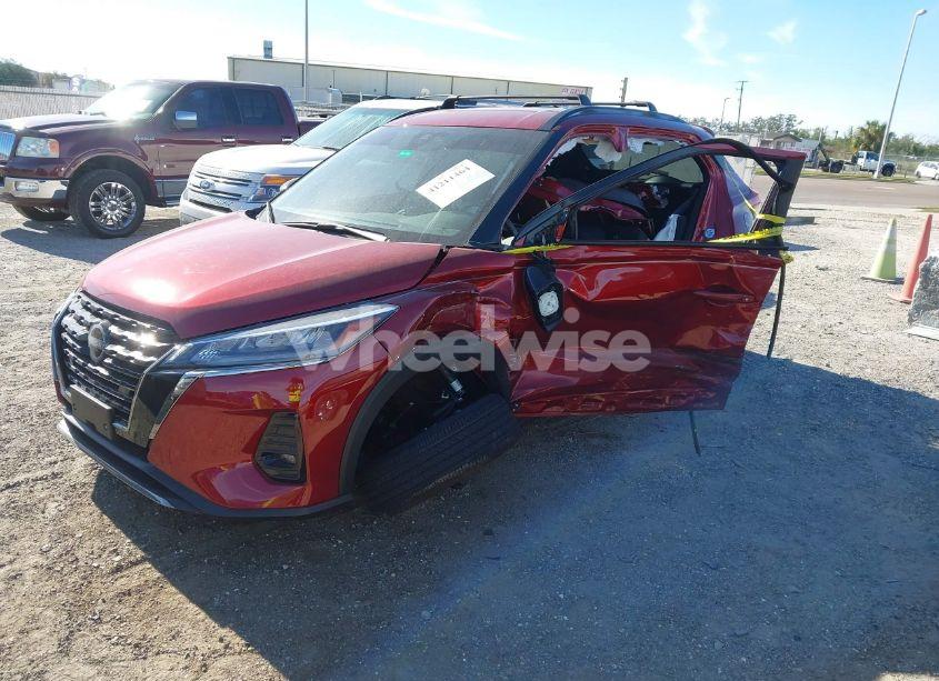 Photo 2 of 2024 Nissan Kicks SR XTRONIC CVT (VIN 3N1CP5DV9RL529929)