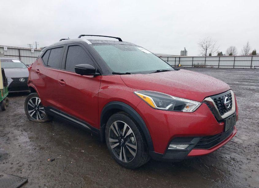 2020 Nissan Kicks SR XTRONIC CVT (VIN 3N1CP5DVXLL529817) main photo