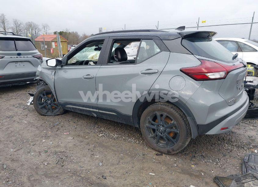 Photo 3 of 2022 Nissan Kicks SR XTRONIC CVT (VIN 3N1CP5DVXNL503219)