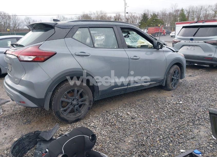 Photo 4 of 2022 Nissan Kicks SR XTRONIC CVT (VIN 3N1CP5DVXNL503219)