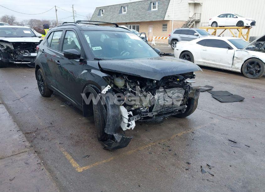 2024 Nissan Kicks SR (VIN 3N1CP5DVXRL531866) main photo