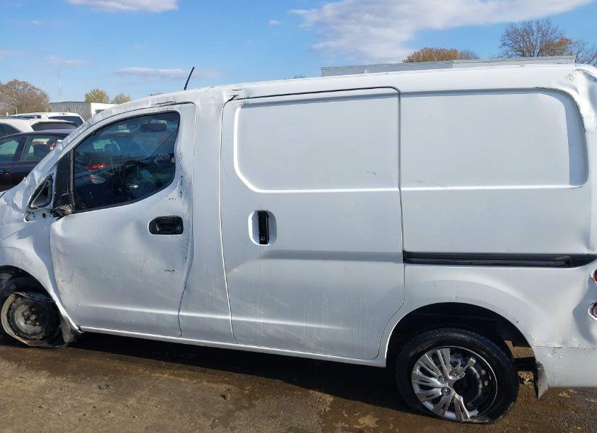 Photo 15 of 2015 Nissan Nv200 SV (VIN 3N6CM0KN0FK690194)