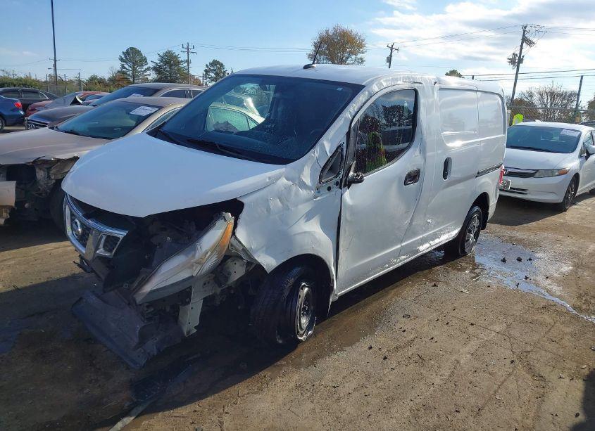 Photo 2 of 2015 Nissan Nv200 SV (VIN 3N6CM0KN0FK690194)