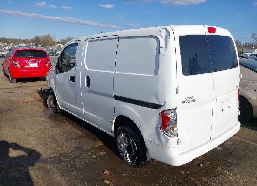 Photo 3 of 2015 Nissan Nv200 SV (VIN 3N6CM0KN0FK690194)