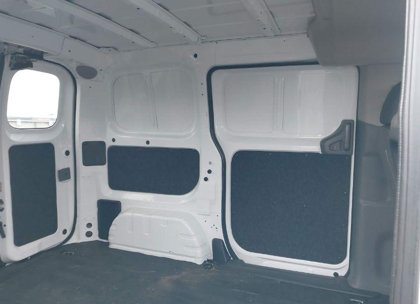 Photo 8 of 2015 Nissan Nv200 SV (VIN 3N6CM0KN1FK691239)