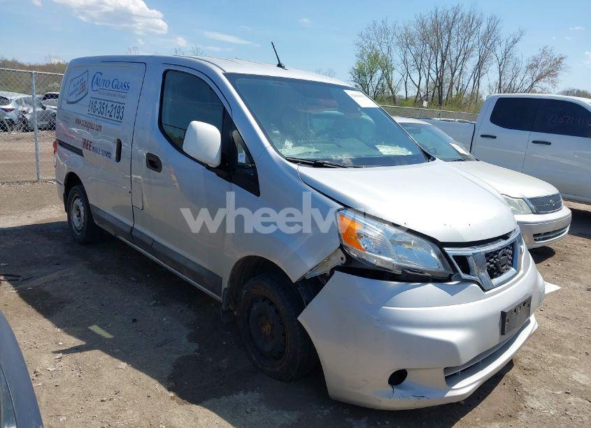 2015 Nissan Nv200 SV (VIN 3N6CM0KN1FK716429) main photo