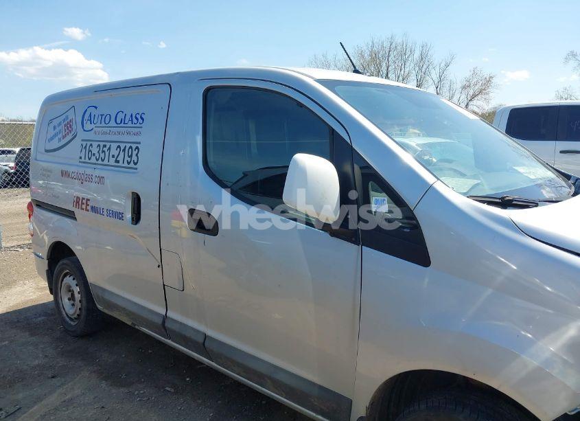 Photo 13 of 2015 Nissan Nv200 SV (VIN 3N6CM0KN1FK716429)