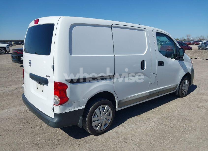 Photo 4 of 2016 Nissan Nv200 SV (VIN 3N6CM0KN2GK697987)