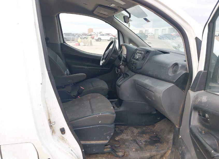 Photo 5 of 2015 Nissan Nv200 SV (VIN 3N6CM0KN3FK719770)