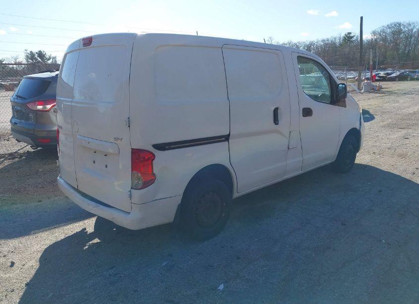 Photo 4 of 2017 Nissan Nv200 SV (VIN 3N6CM0KN3HK693951)