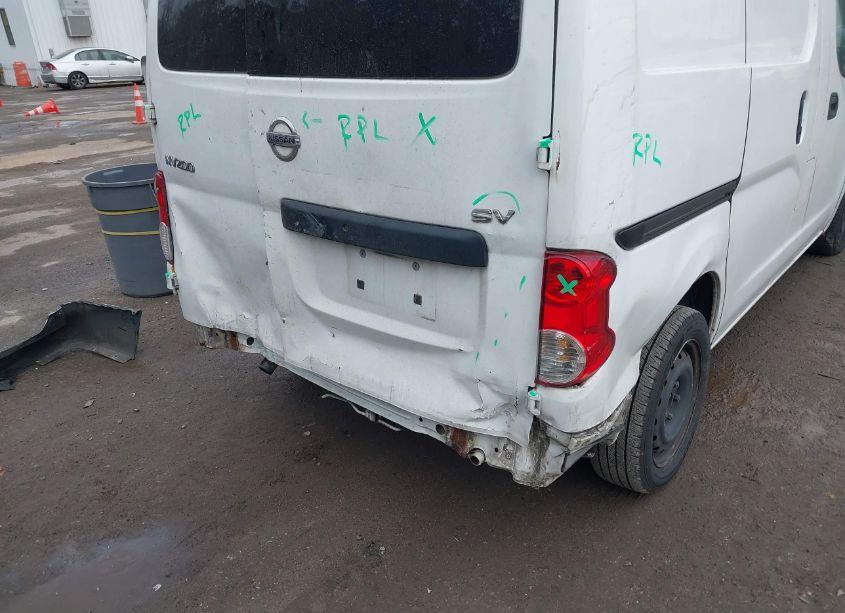 Photo 6 of 2015 Nissan Nv200 SV (VIN 3N6CM0KN4FK724993)