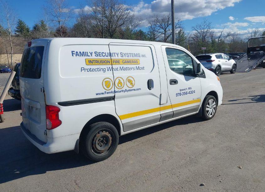 Photo 4 of 2014 Nissan Nv200 SV (VIN 3N6CM0KN5EK694479)