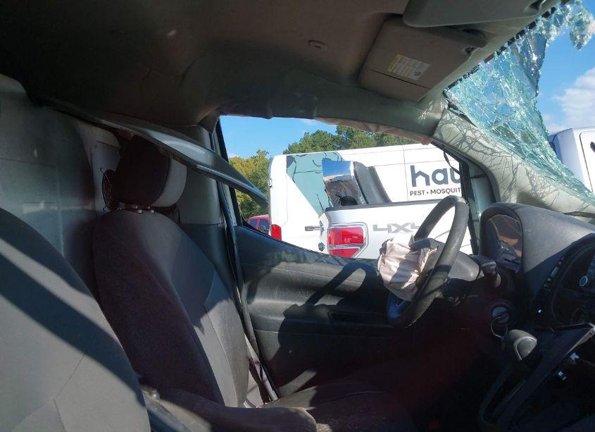 Photo 5 of 2014 Nissan Nv200 S/SV (VIN 3N6CM0KN5EK698371)