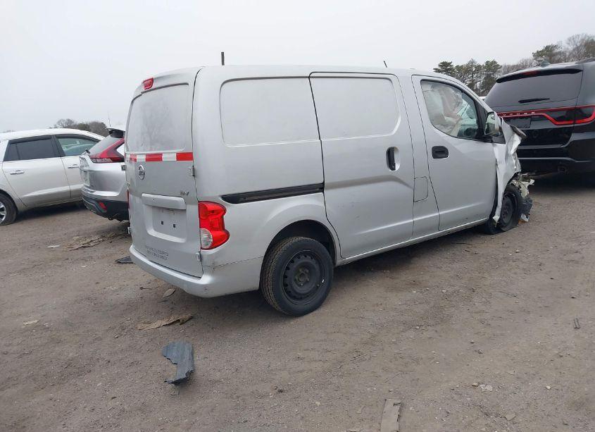 Photo 4 of 2015 Nissan Nv200 SV (VIN 3N6CM0KN6FK731699)