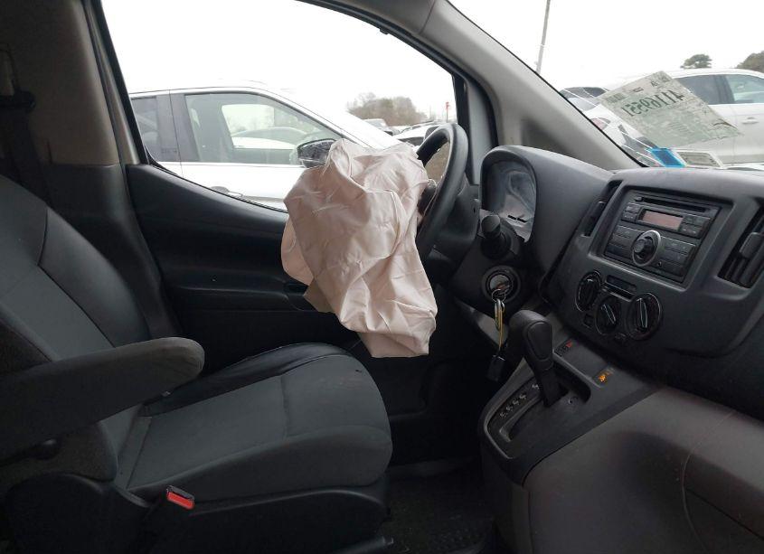 Photo 5 of 2015 Nissan Nv200 SV (VIN 3N6CM0KN6FK731699)