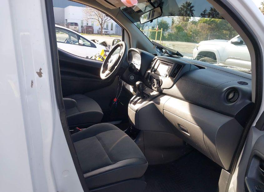 Photo 5 of 2015 Nissan Nv200 SV (VIN 3N6CM0KN7FK704995)